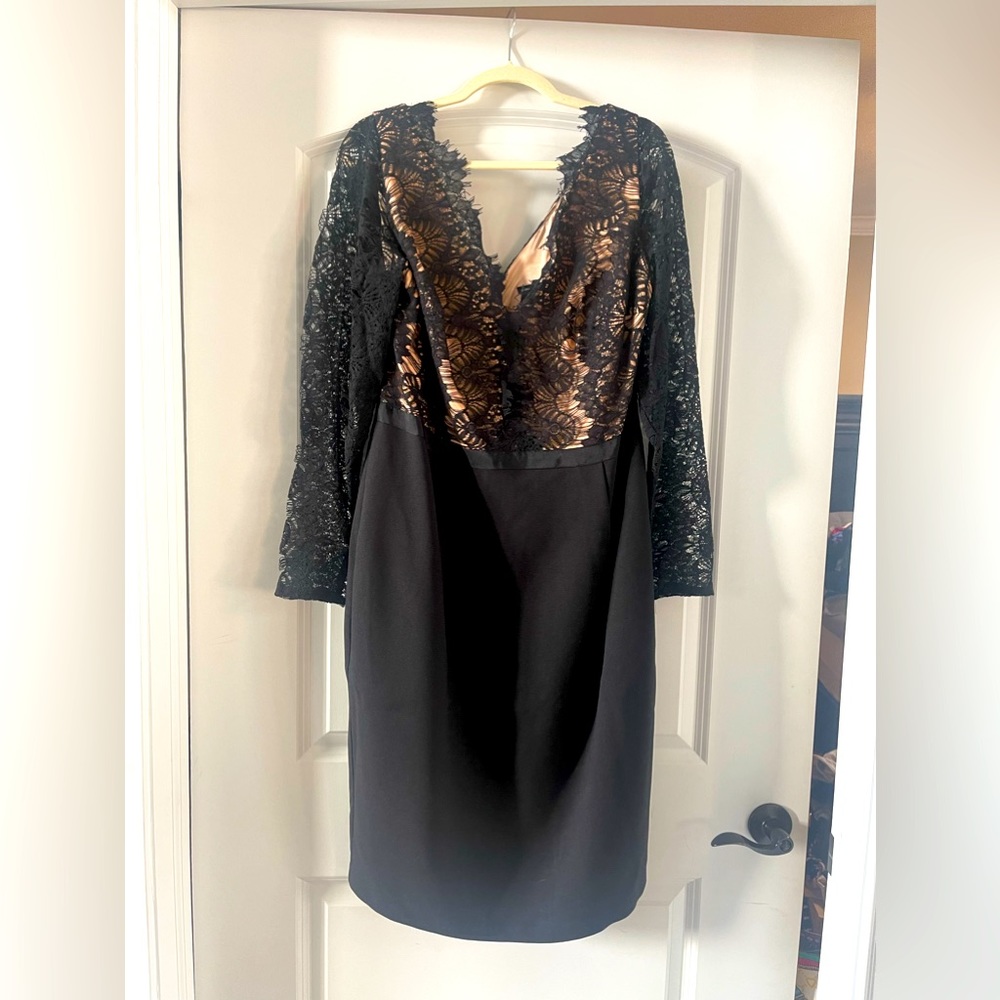 City Chic lace cocktail Dress size S/16